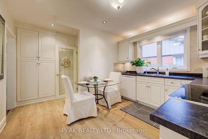 Photo 12 at 50 Edgewood Avenue, Sherwood, Hamilton