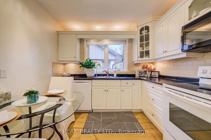 Photo 13 at 50 Edgewood Avenue, Sherwood, Hamilton