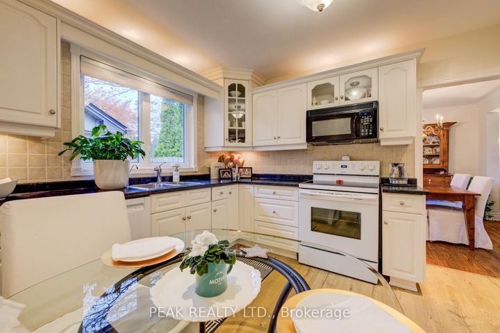 Photo 14 at 50 Edgewood Avenue, Sherwood, Hamilton