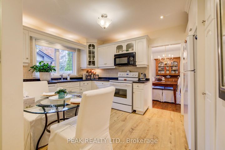 Photo 15 at 50 Edgewood Avenue, Sherwood, Hamilton