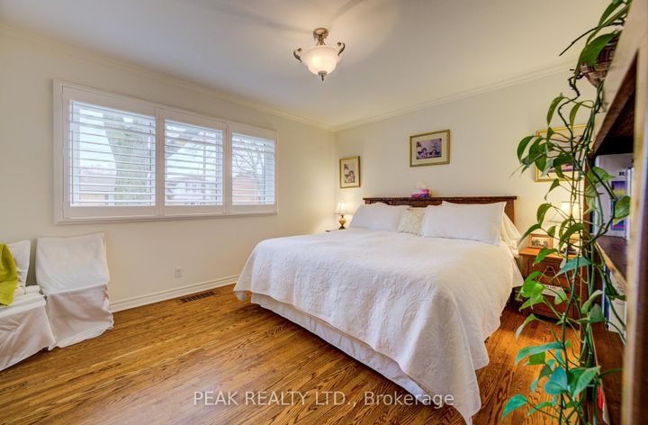 Photo 17 at 50 Edgewood Avenue, Sherwood, Hamilton