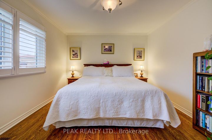 Photo 18 at 50 Edgewood Avenue, Sherwood, Hamilton