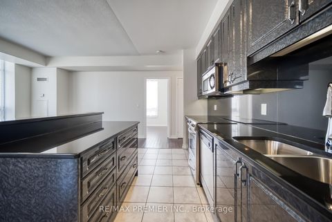 Photo 14 at 614 - 9225 Jane Street, Maple, Vaughan