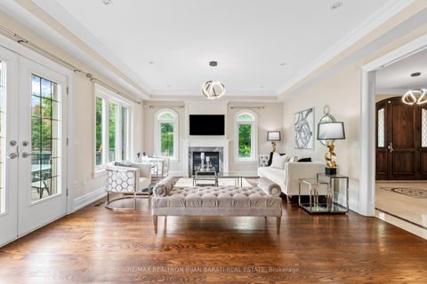 Photo 5 at 221 Elmwood Avenue, Willowdale East, Toronto