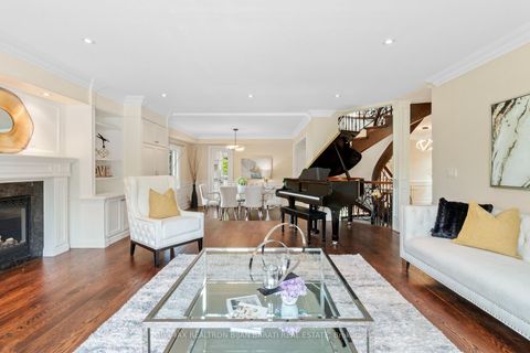 Photo 12 at 221 Elmwood Avenue, Willowdale East, Toronto