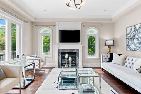 Photo 16 at 221 Elmwood Avenue, Willowdale East, Toronto