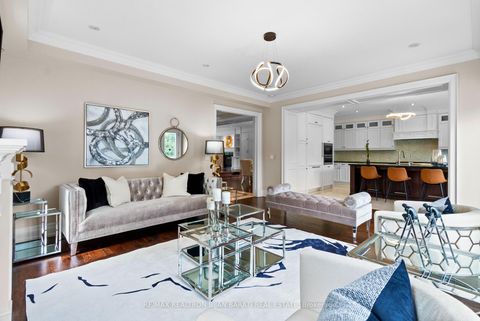 Photo 17 at 221 Elmwood Avenue, Willowdale East, Toronto