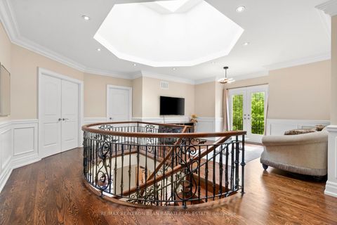 Photo 28 at 221 Elmwood Avenue, Willowdale East, Toronto