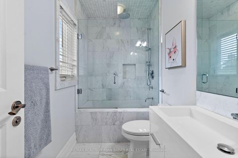 Photo 38 at 221 Elmwood Avenue, Willowdale East, Toronto