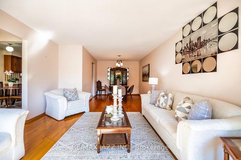 Photo 5 at 28 Pilot Street, West Hill, Toronto