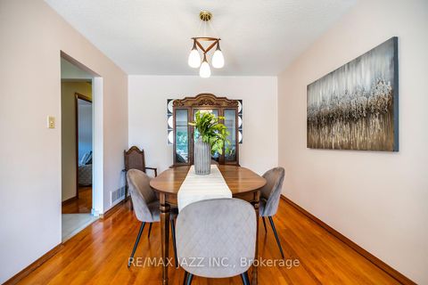 Photo 8 at 28 Pilot Street, West Hill, Toronto