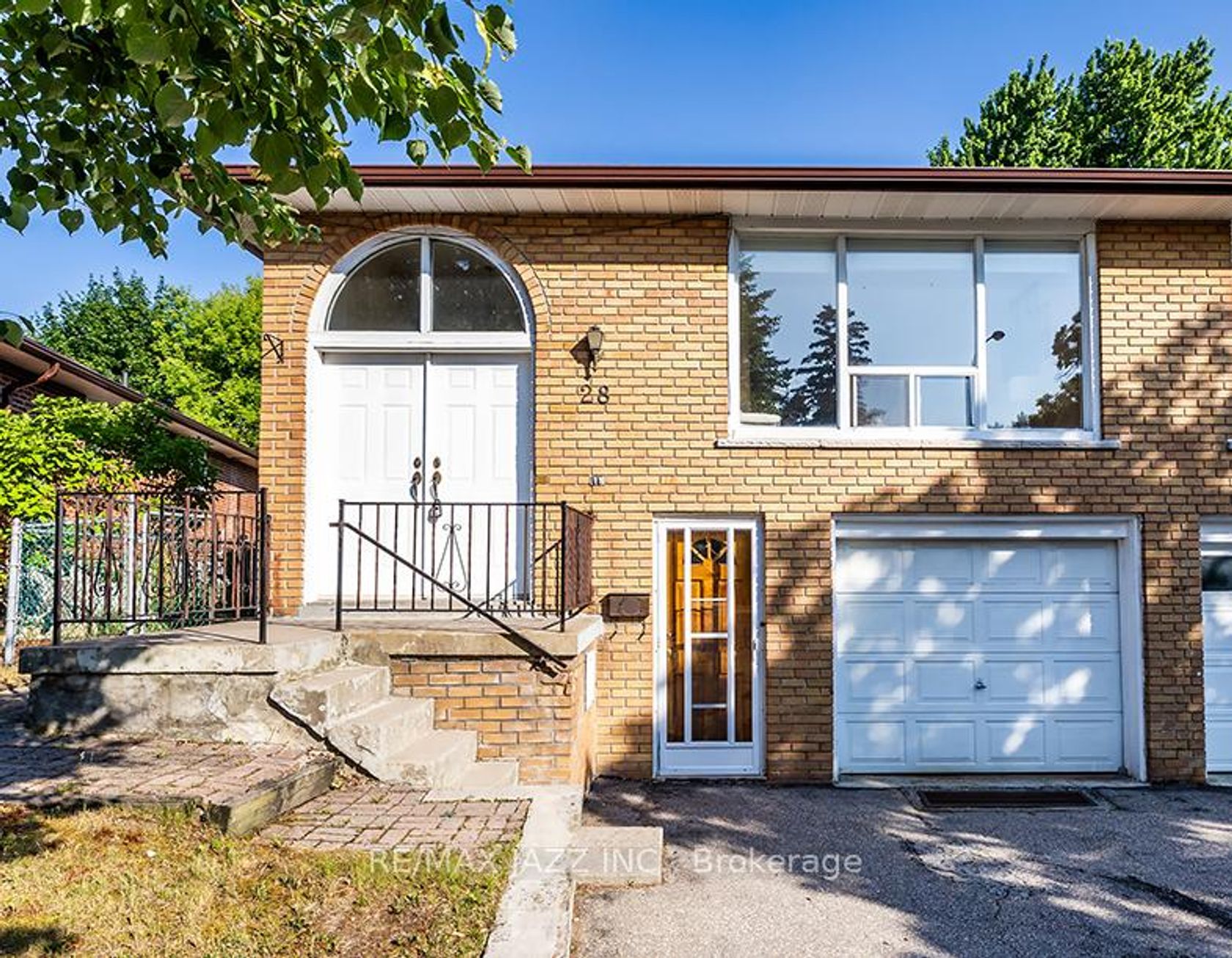 28 Pilot Street, West Hill, Toronto photo 1