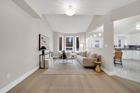 Photo 14 at 47 Thicket Trail, Vellore Village, Vaughan