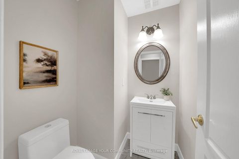 Photo 27 at 47 Thicket Trail, Vellore Village, Vaughan