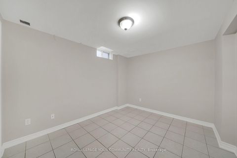 Photo 45 at 47 Thicket Trail, Vellore Village, Vaughan