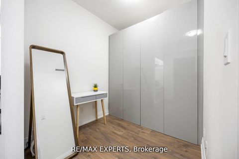 Photo 10 at 801 - 3700 Highway 7, Vaughan Corporate Centre, Vaughan