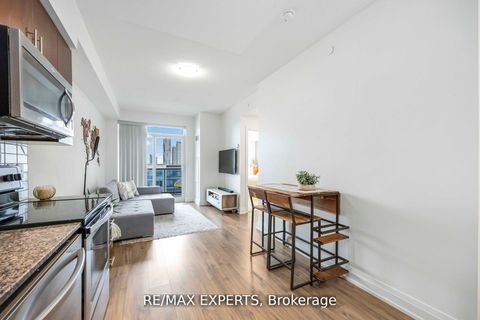 Photo 15 at 801 - 3700 Highway 7, Vaughan Corporate Centre, Vaughan