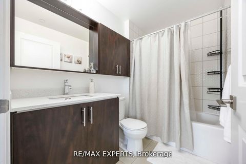 Photo 33 at 801 - 3700 Highway 7, Vaughan Corporate Centre, Vaughan