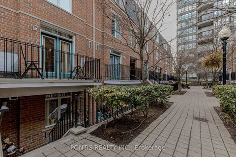 Photo 8 at 144 - 415 JARVIS Street, South St. James Town, Toronto