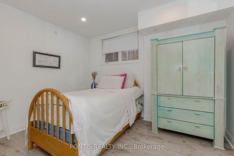 Photo 30 at 144 - 415 JARVIS Street, South St. James Town, Toronto