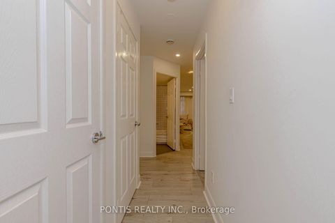 Photo 33 at 144 - 415 JARVIS Street, South St. James Town, Toronto