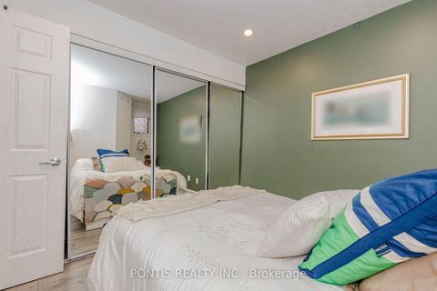 Photo 36 at 144 - 415 JARVIS Street, South St. James Town, Toronto