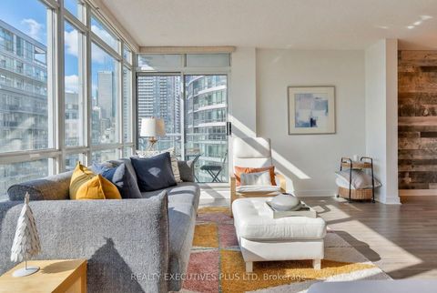 Photo 3 at 2703 - 381 Front Street W, Waterfront Communities C1, Toronto