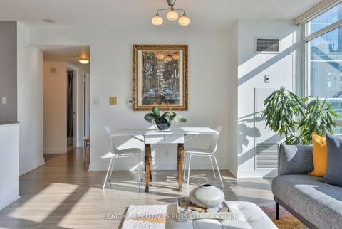 Photo 8 at 2703 - 381 Front Street W, Waterfront Communities C1, Toronto