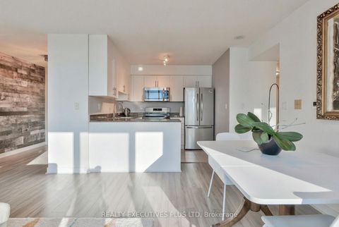 Photo 11 at 2703 - 381 Front Street W, Waterfront Communities C1, Toronto