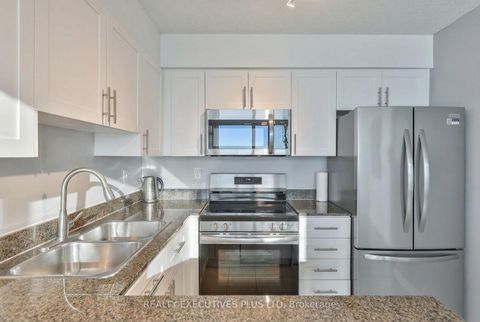 Photo 14 at 2703 - 381 Front Street W, Waterfront Communities C1, Toronto