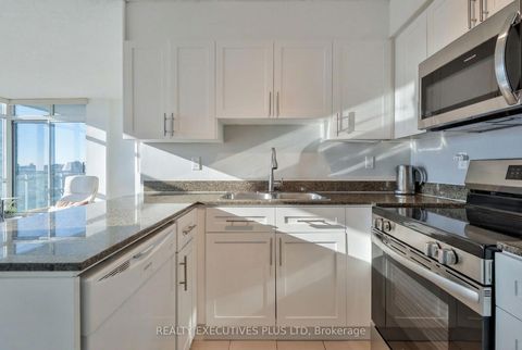 Photo 15 at 2703 - 381 Front Street W, Waterfront Communities C1, Toronto