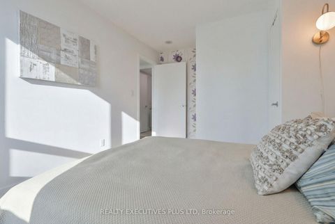 Photo 26 at 2703 - 381 Front Street W, Waterfront Communities C1, Toronto