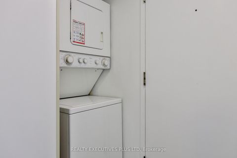 Photo 34 at 2703 - 381 Front Street W, Waterfront Communities C1, Toronto