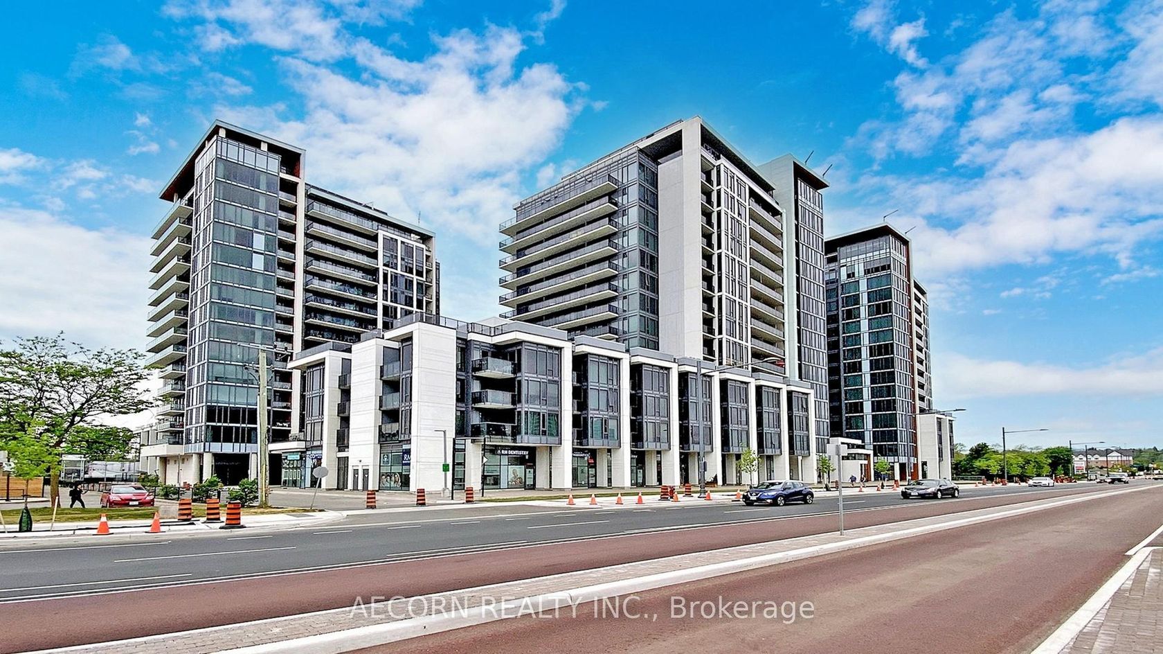 1111B - 9600 Yonge Street, North Richvale, Richmond Hill by Loree Meneguzzi Real Estate 1111B - 9600 Yonge Street, North Richvale, Richmond Hill