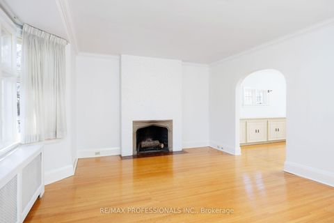 Photo 13 at 50 Wendover Road, Kingsway South, Toronto