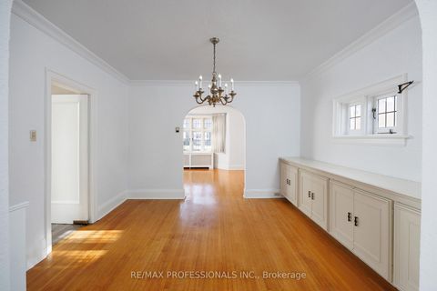 Photo 21 at 50 Wendover Road, Kingsway South, Toronto