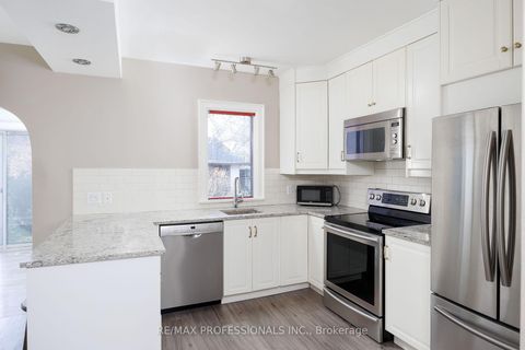 Photo 23 at 50 Wendover Road, Kingsway South, Toronto