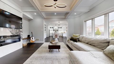 Photo 7 at 395 Vellore Avenue, Vellore Village, Vaughan