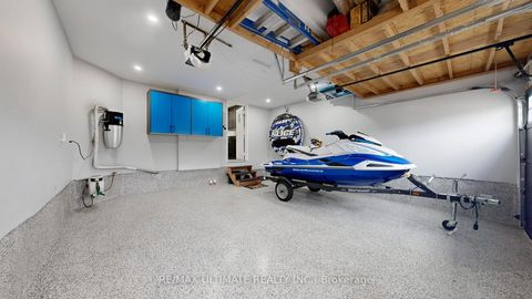 Photo 25 at 395 Vellore Avenue, Vellore Village, Vaughan