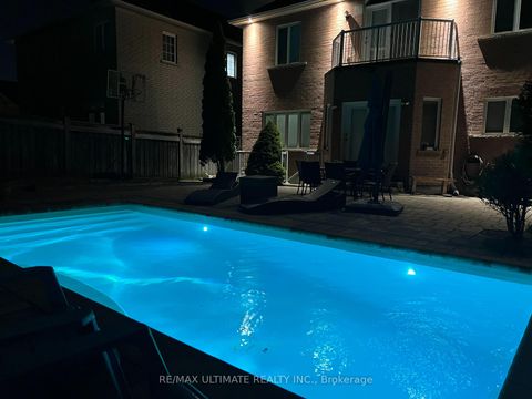 Photo 31 at 395 Vellore Avenue, Vellore Village, Vaughan