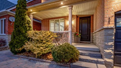 Photo 33 at 395 Vellore Avenue, Vellore Village, Vaughan