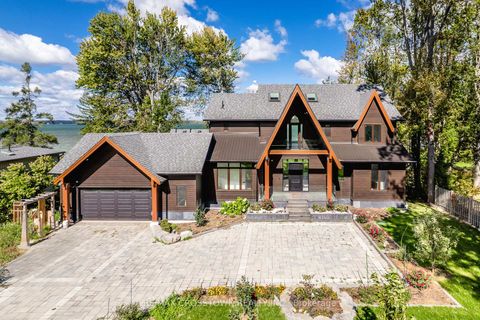 Photo 0 at 178 Moores Beach Road, Virginia, Georgina