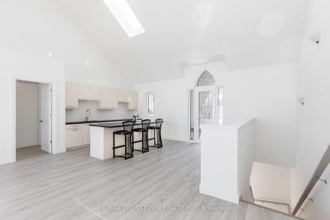 Photo 26 at 178 Moores Beach Road, Virginia, Georgina