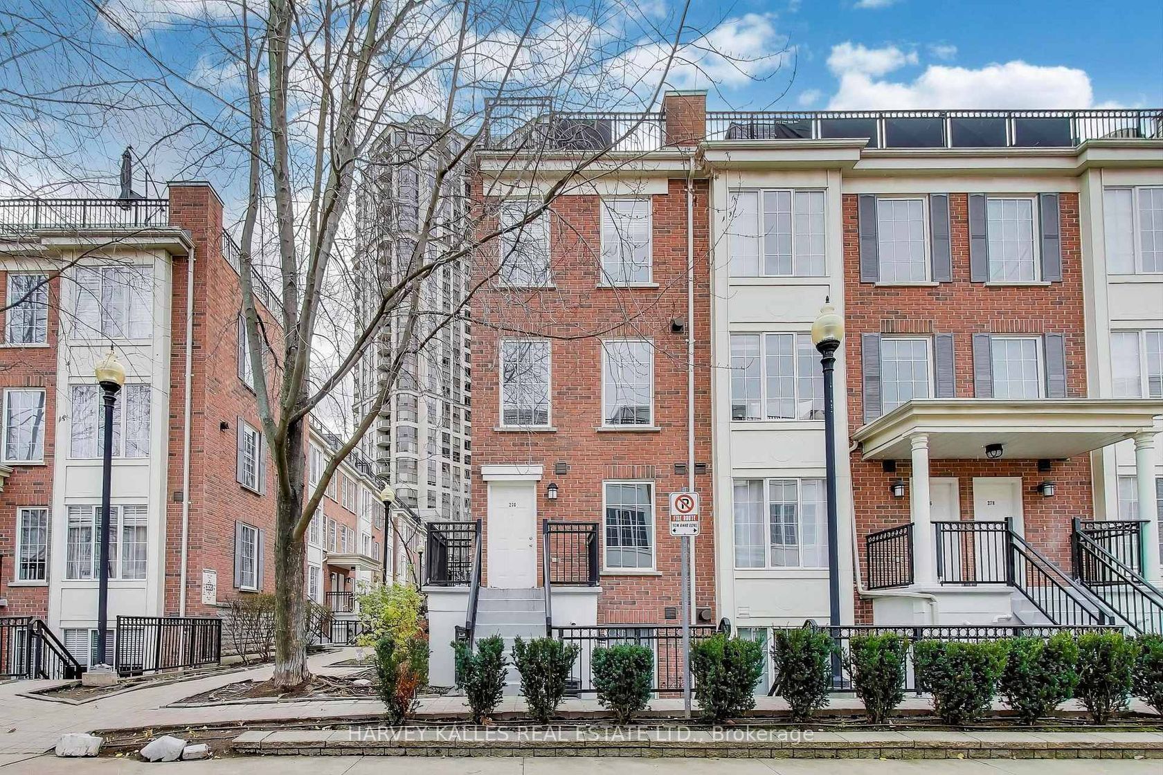 270 - 3 Everson Drive, Willowdale East, Toronto 