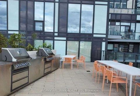 Photo 7 at 420 - 251 Jarvis Street, Yonge Corridor, Toronto