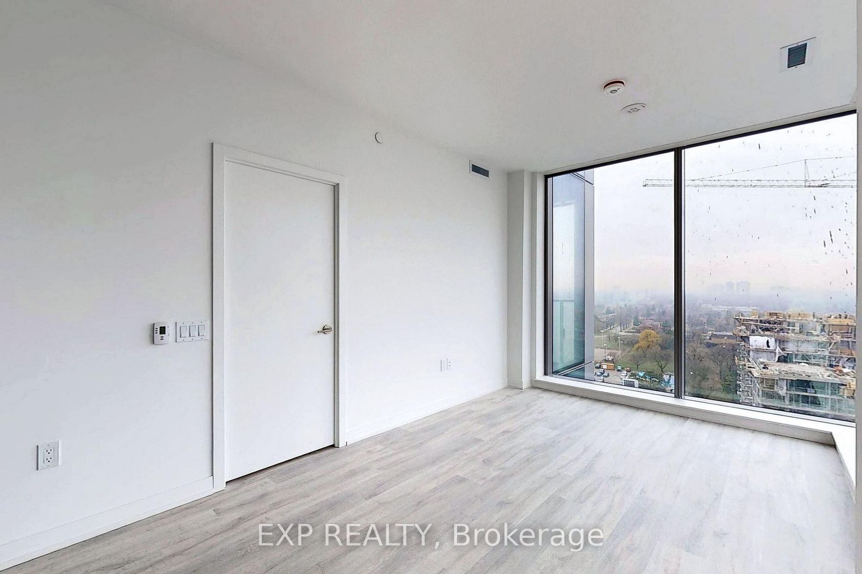 1409 - 7 Golden Lion Hts Avenue, Newtonbrook East, Toronto 