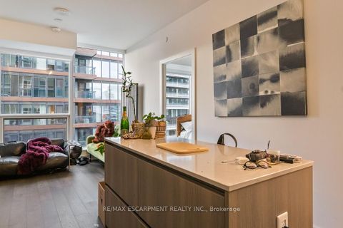 Photo 4 at 3311 - 35 Mercer Street, Waterfront Communities C1, Toronto