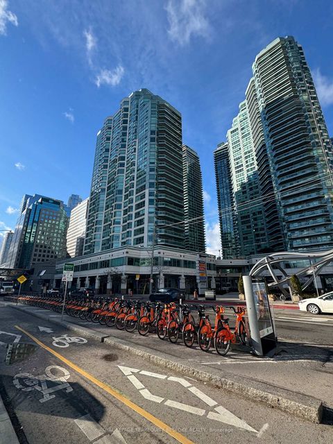 Photo 37 at 811 - 10 Queens Quay W, Waterfront Communities C1, Toronto