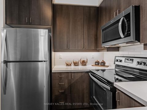 Photo 6 at 303 - 1185 The Queensway Avenue, City Centre West, Toronto