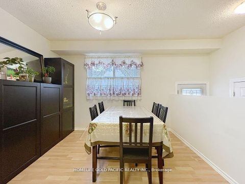 Photo 25 at 11 - 42 Stonehill Court, L'Amoreaux, Toronto